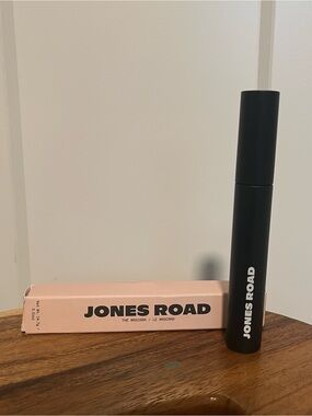 Jones Road Mascara Black